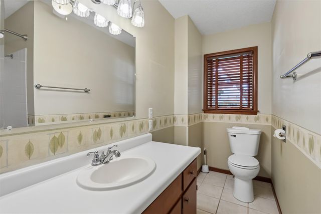 3917 Merced Street, Des Moines, IA 50310
