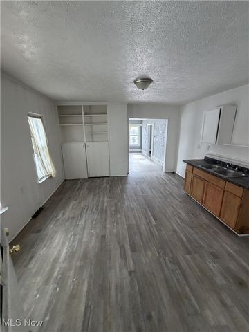 4116 Sackett Avenue, Cleveland, OH 44109