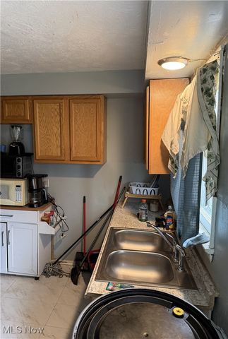 4116 Sackett Avenue, Cleveland, OH 44109