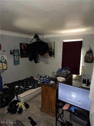 4116 Sackett Avenue, Cleveland, OH 44109