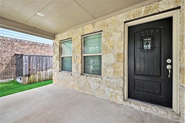 20354 Creekdale Bend Drive, Cypress, TX 77433