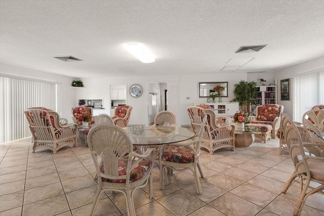 131 BLUFF VIEW DRIVE 106, Belleair Bluffs, FL 33770