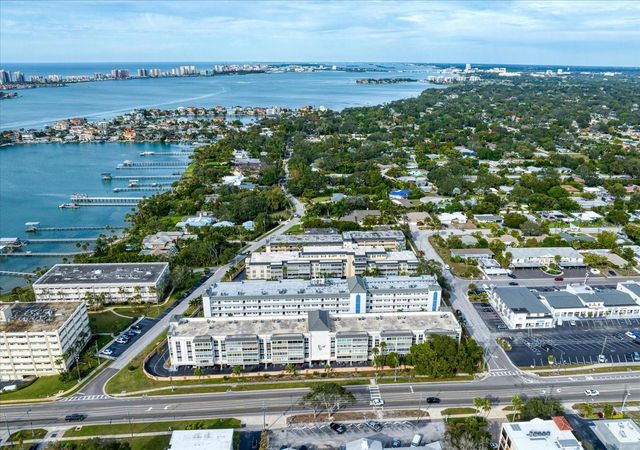 131 BLUFF VIEW DRIVE 106, Belleair Bluffs, FL 33770
