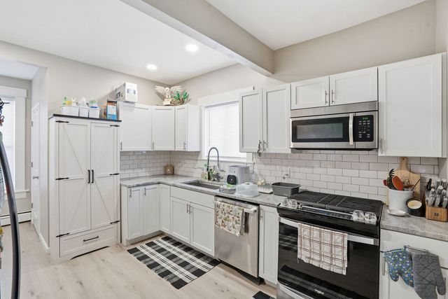 2627 Fair Avenue, Davenport, IA 52803