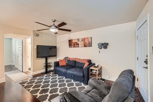3815 Guadalupe ST 103, Austin, TX 78751