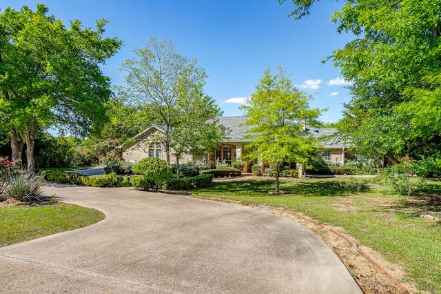 336 Plantation Drive E, Burleson, TX 76028