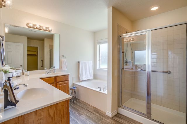 336 Plantation Drive E, Burleson, TX 76028