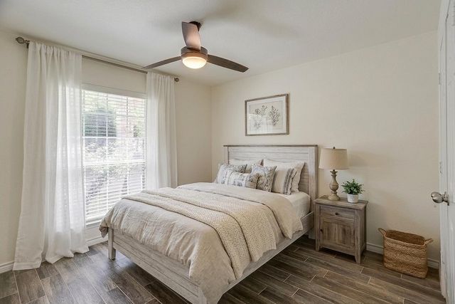 336 Plantation Drive E, Burleson, TX 76028