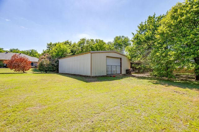 336 Plantation Drive E, Burleson, TX 76028