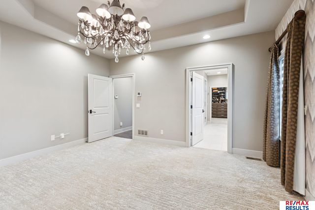 21967 Brookside Avenue, Omaha, NE 68022