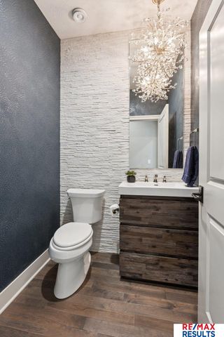 21967 Brookside Avenue, Omaha, NE 68022