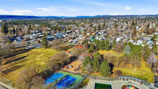 2024 W Spofford Ave, Spokane, WA 99205