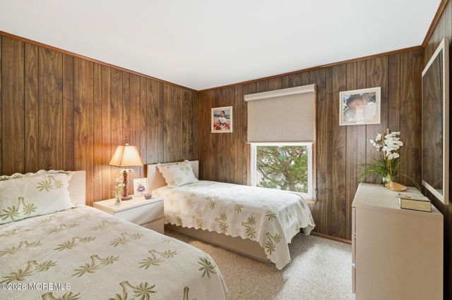 130 E Pennsylvania Avenue, Long Beach Twp, NJ 08008