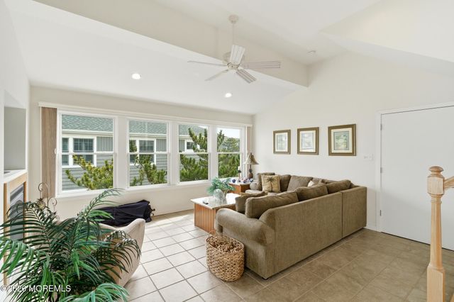 130 E Pennsylvania Avenue, Long Beach Twp, NJ 08008