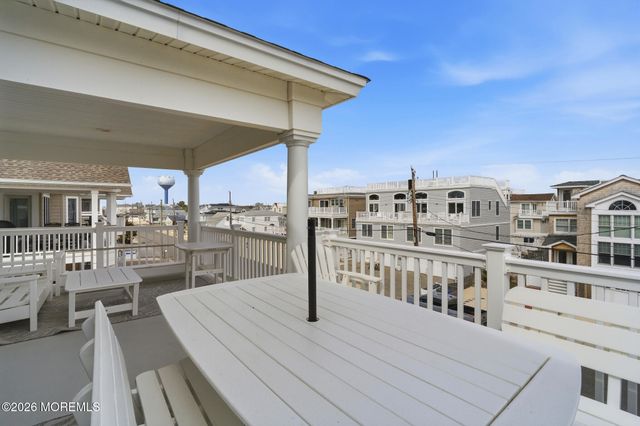 130 E Pennsylvania Avenue, Long Beach Twp, NJ 08008