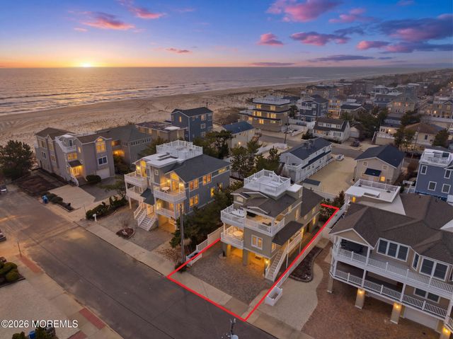 130 E Pennsylvania Avenue, Long Beach Twp, NJ 08008