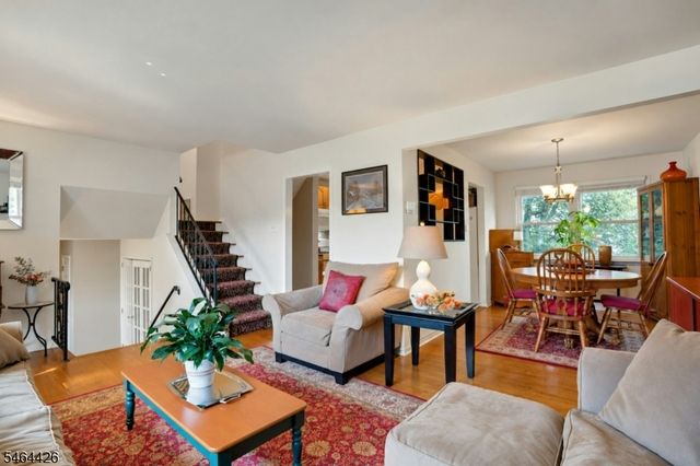 22 Ann St, Verona Twp., NJ 07044