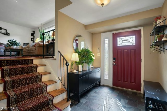 22 Ann St, Verona Twp., NJ 07044
