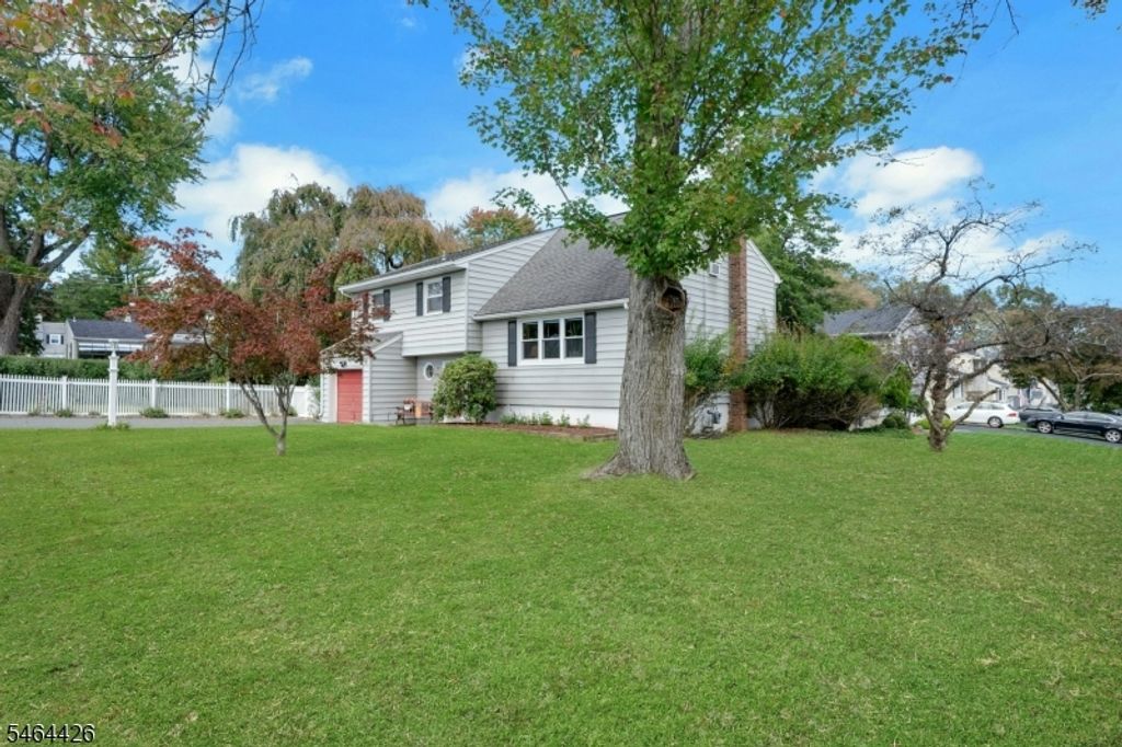 22 Ann St, Verona Twp., NJ 07044 — photo 4