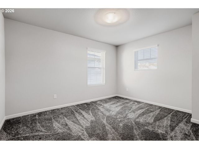 8833 N APPLETON Cir, Camas, WA 98607