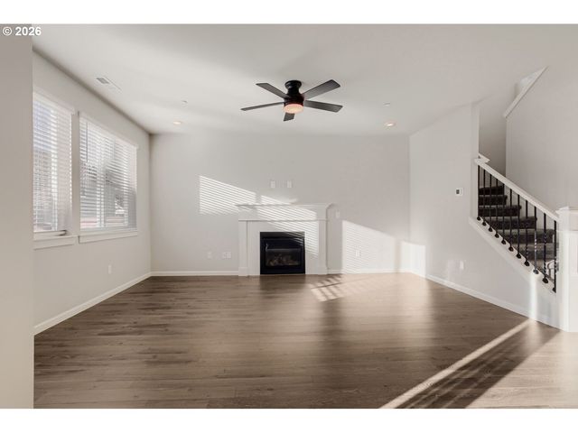 8833 N APPLETON Cir, Camas, WA 98607