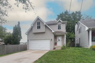 107 Hammond Avenue, Wauconda, IL 60084