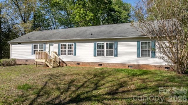 3634 Hillview Drive NE, Conover, NC 28613