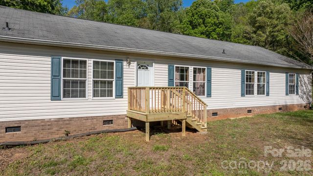 3634 Hillview Drive NE, Conover, NC 28613