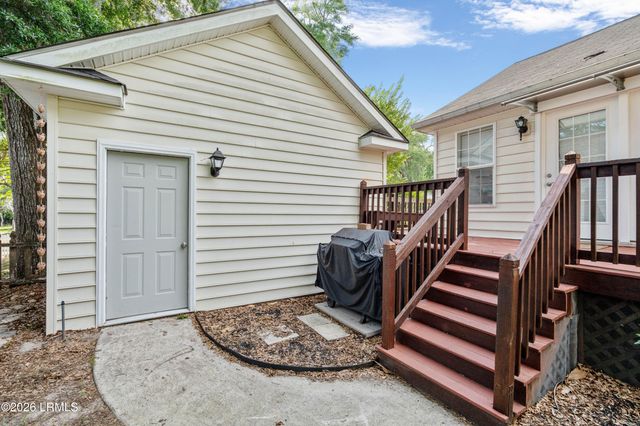 8 Wateree Court, Beaufort, SC 29902