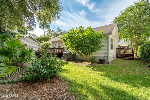 8 Wateree Court, Beaufort, SC 29902