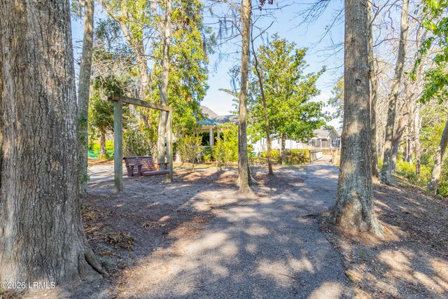 8 Wateree Court, Beaufort, SC 29902