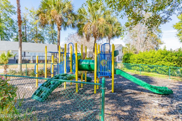 8 Wateree Court, Beaufort, SC 29902
