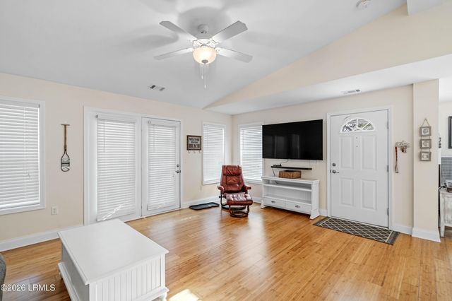 8 Wateree Court, Beaufort, SC 29902