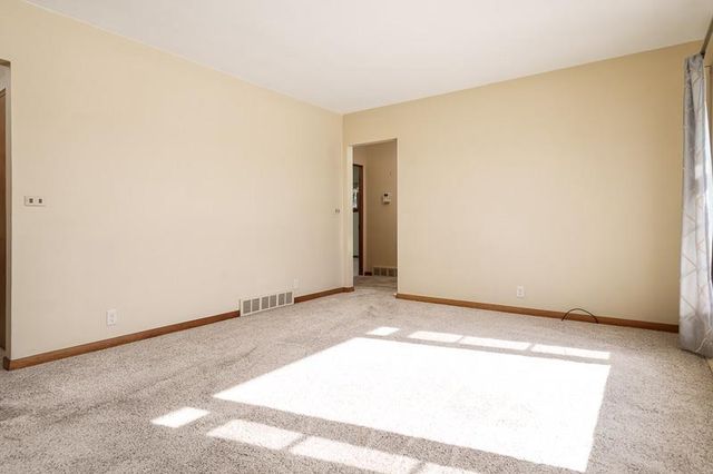 2449 W Forest Avenue, Beloit, WI 53511