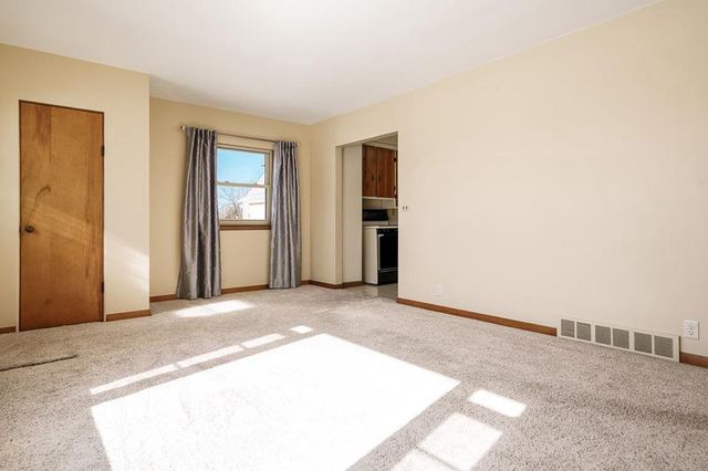 2449 W Forest Avenue, Beloit, WI 53511