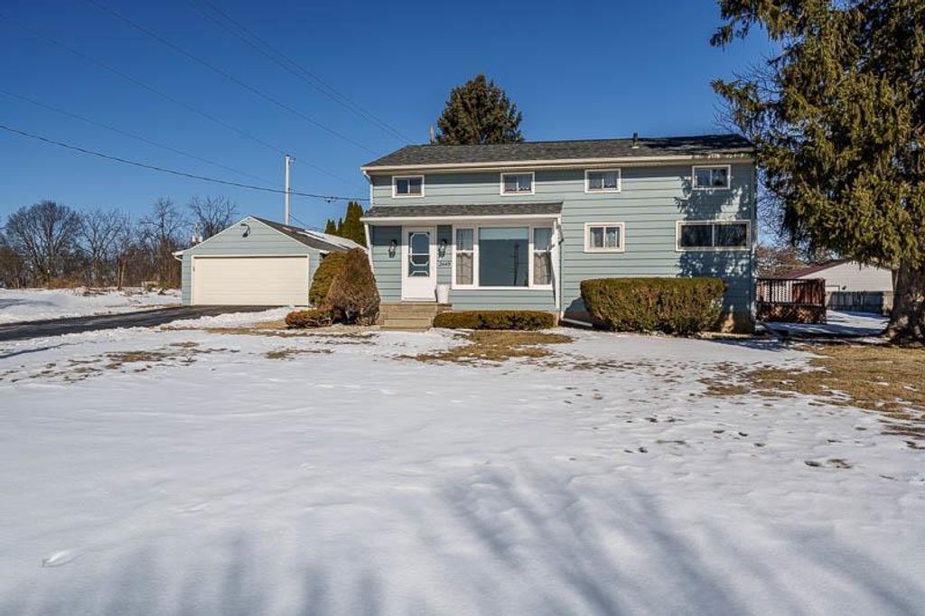 2449 W Forest Avenue, Beloit, WI 53511