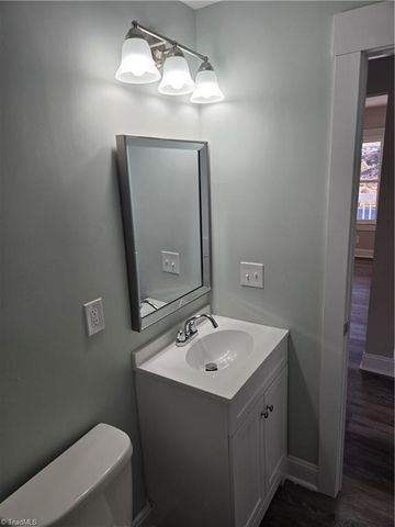 513 Devonshire Street, Winston-salem, NC 27127