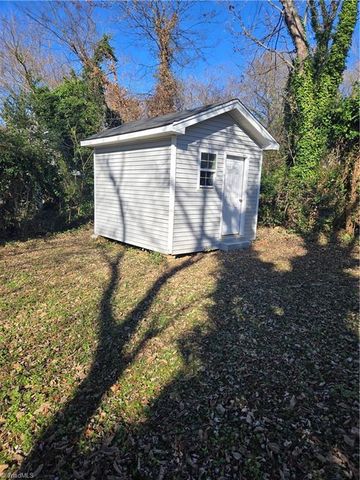 513 Devonshire Street, Winston-salem, NC 27127