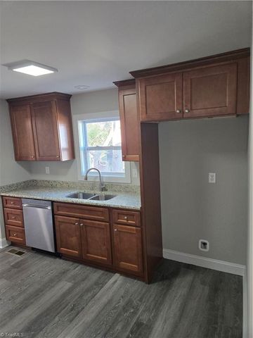 513 Devonshire Street, Winston-salem, NC 27127