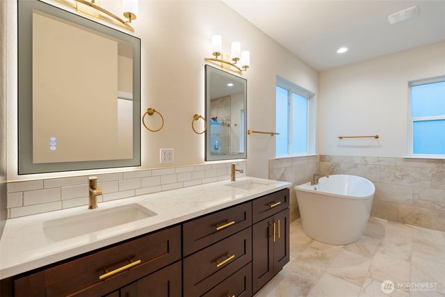 6808 Kyodi Court SE, Olympia, WA 98501