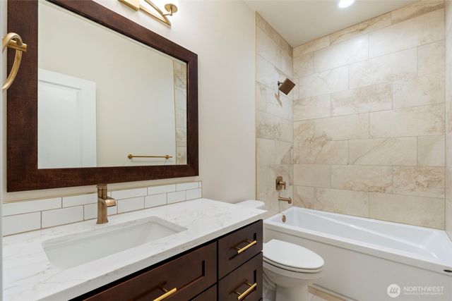 6808 Kyodi Court SE, Olympia, WA 98501