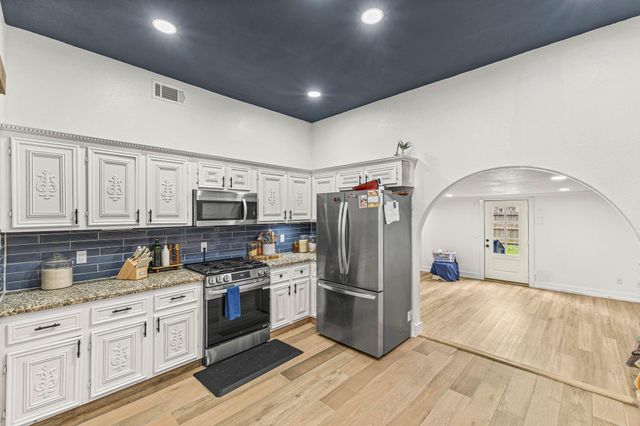 6833 Stone Haven Way, Houston, TX 77085
