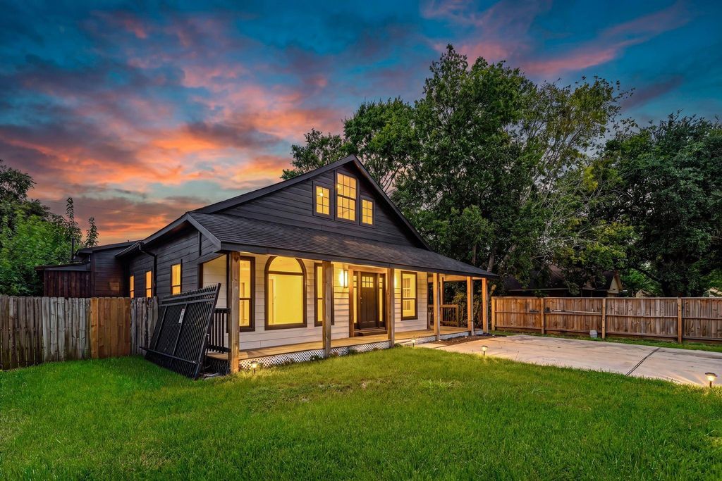 6833 Stone Haven Way, Houston, TX 77085