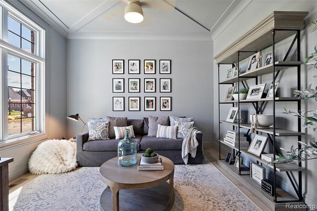 1936 Traceky, Rochester Hills, MI 48306