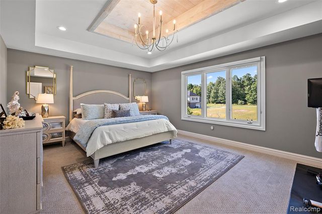 1936 Traceky, Rochester Hills, MI 48306