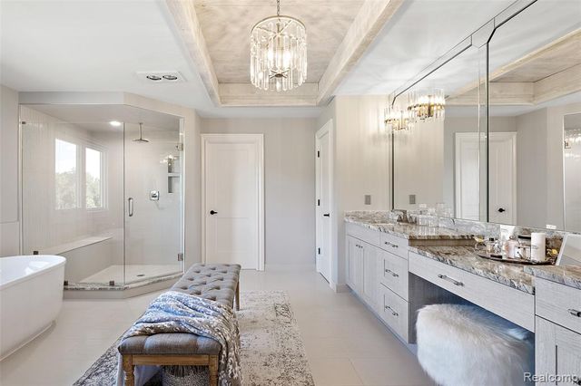 1936 Traceky, Rochester Hills, MI 48306