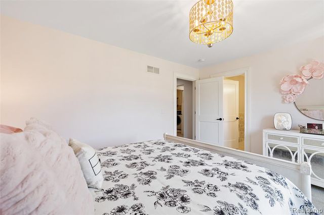 1936 Traceky, Rochester Hills, MI 48306