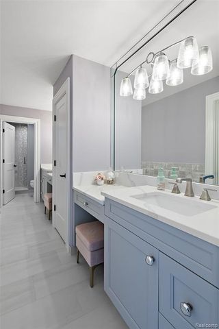 1936 Traceky, Rochester Hills, MI 48306