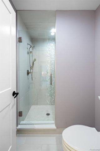 1936 Traceky, Rochester Hills, MI 48306