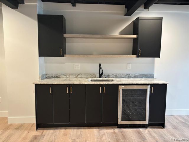 1936 Traceky, Rochester Hills, MI 48306